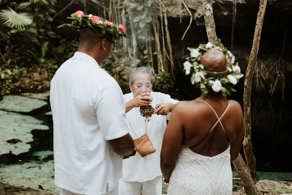 Wedding Photographer CENOTE BUHO IN RIVIERA MAYA 
